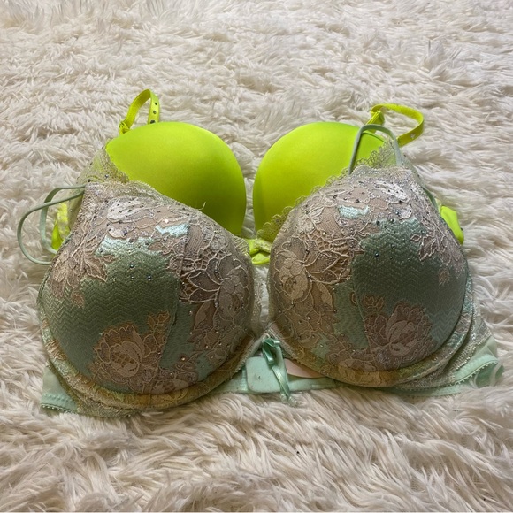 Victoria’s Secret 34C bra bundle - Picture 3 of 11